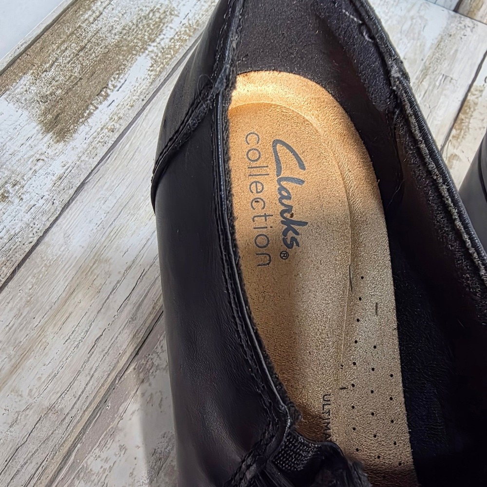 Clarks Collection Womens Black Leather Heeled Booties Shooties Size 9 M 26128442 - Picture 4 of 12